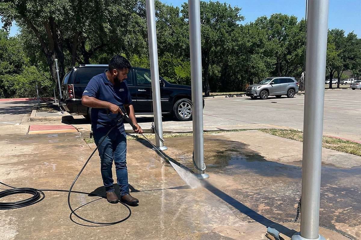 How Businesses Benefit from Professional Power Washing Services