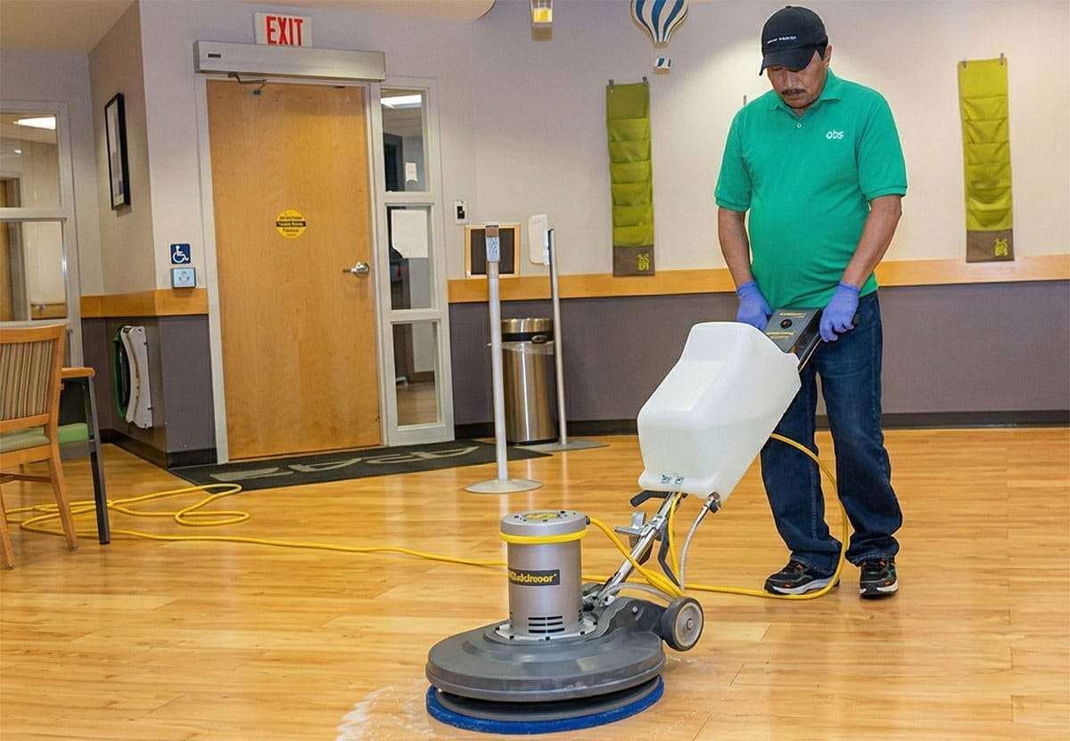 Benefits of a Professional Cleaning Company for Doctors